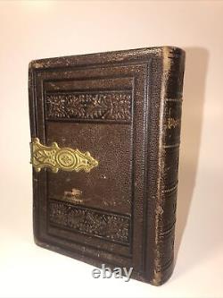 CIVIL WAR, PHOTOGRAPH ALBUM! Dated 1862 Leather Clasp Still Works CDV Albumen