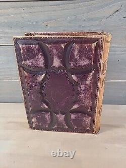 BIBLE SAINTE 1872 illustrée INGRAM COBBIN famille ANTIQUE cuir POST GUERRE CIVILE