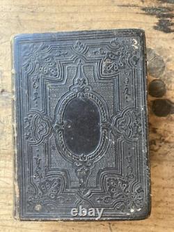 Bible Sainte Antique de 1867, Époque Post-Civil War, Belle Reliure en Cuir