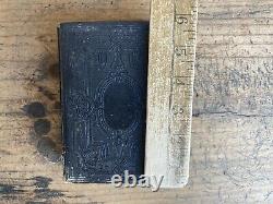 Bible Sainte Antique de 1867, Époque Post-Civil War, Belle Reliure en Cuir