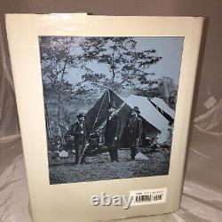 Histoire photographique de la guerre civile en édition reliée vintage 1997