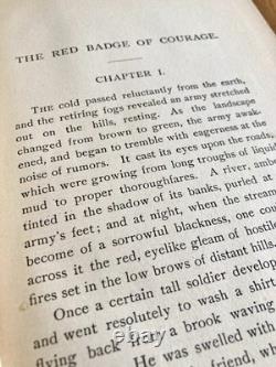 L'ÉCUSSON ROUGE DU COURAGE par STEPHEN CRANE 1896 ÉDITION ANCIENNE HC ROMAN DE LA GUERRE CIVILE