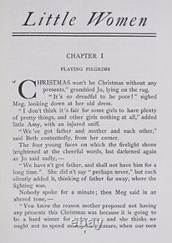Livre de 1921 Les Quatre Filles du docteur March sur les droits des hommes pendant la guerre civile et l'évolution du travail de Louisa May Alcott
